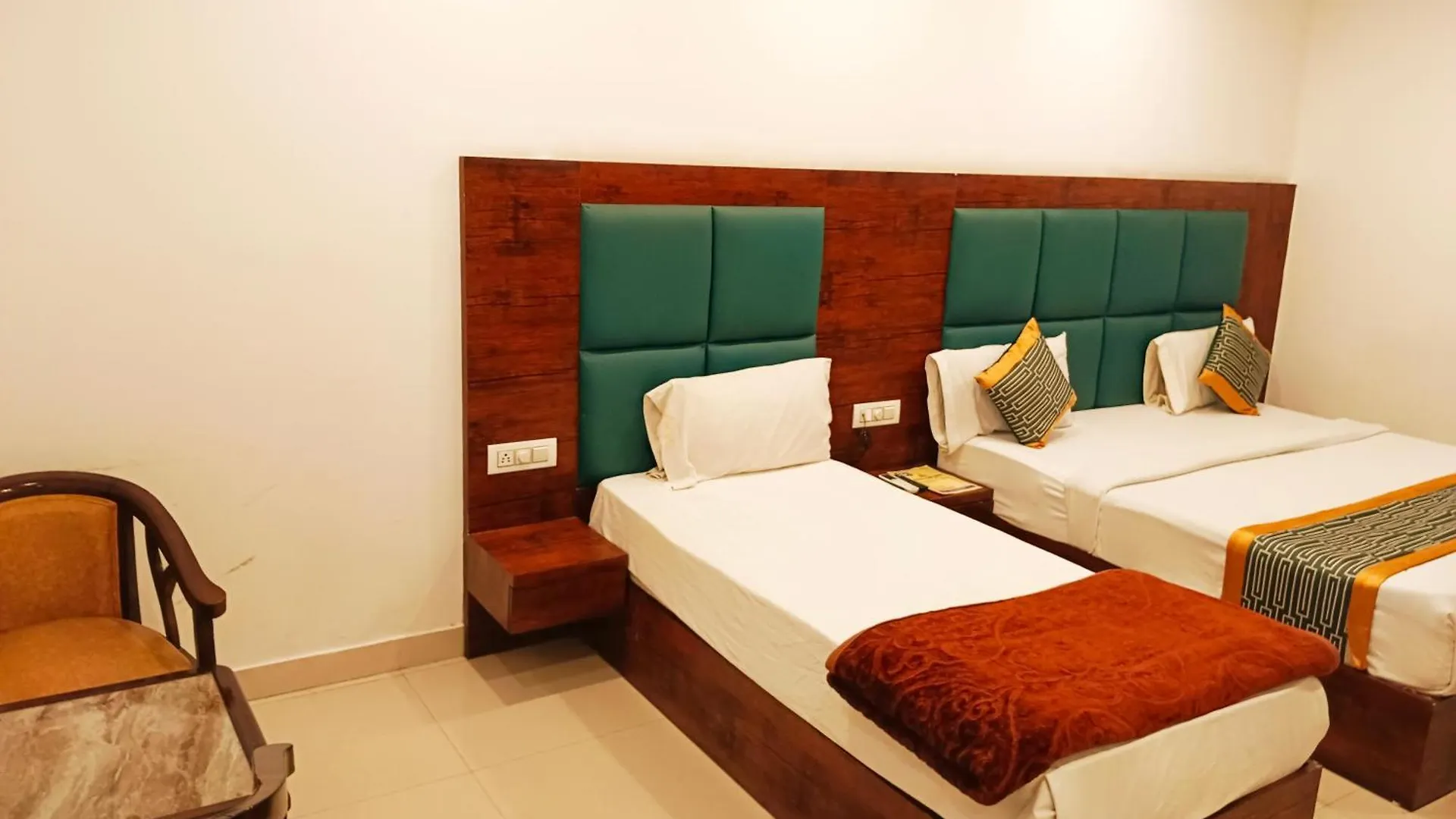 Hotel Ssd Tork Plaza Near Igi Airport Delhi New Delhi
