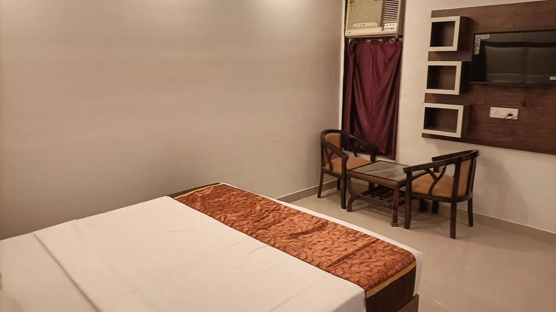 Hotel Ssd Tork Plaza Near Igi Airport Delhi New Delhi 4*,